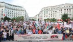 Kämpferische Massendemonstration der Werktätigen in Thessaloniki bei der Eröffnung der Internationalen Messe